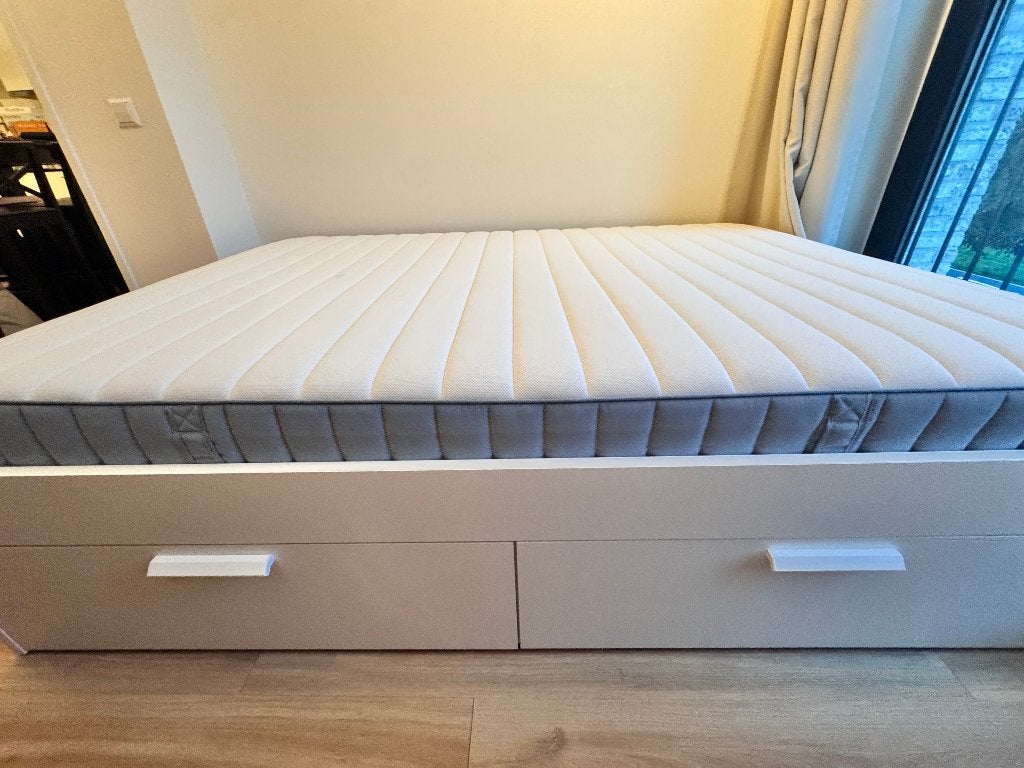 IKEA BRIMNES bed + VALEVÅG matras, Ophalen, Wit, Tweepersoons, 140 cm