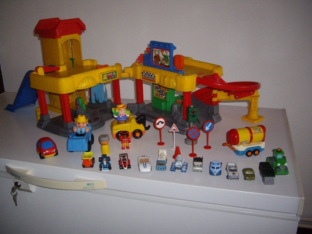 F P garage met geluiden en veel acc, Kinderen en Baby's, Speelgoed | Fisher-Price, Ophalen, Zo goed als nieuw, Speelset, Met geluid