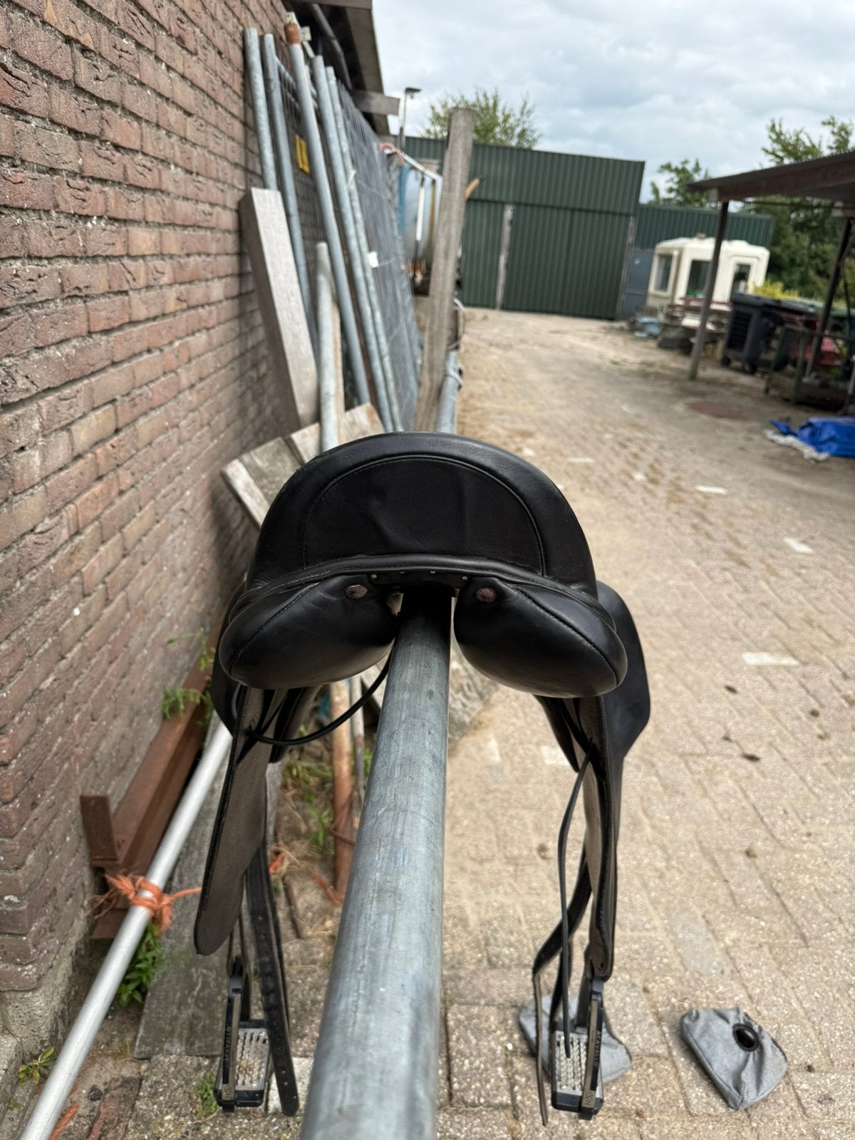 Foto 5 van cavaletti dressuurzadel 17,5 inch