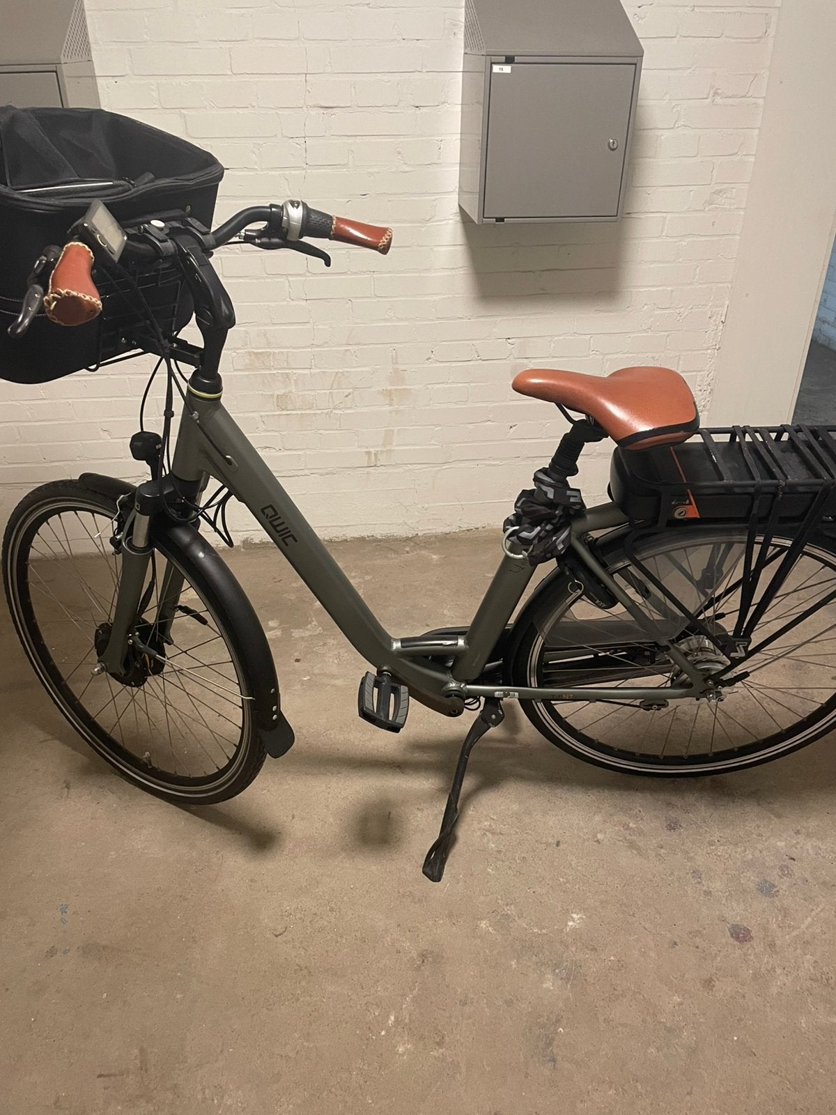 Qwic Trend elektrische fiets met lage instap, Fietsen en Brommers, Elektrische fietsen, Ophalen, Zo goed als nieuw, Overige merken