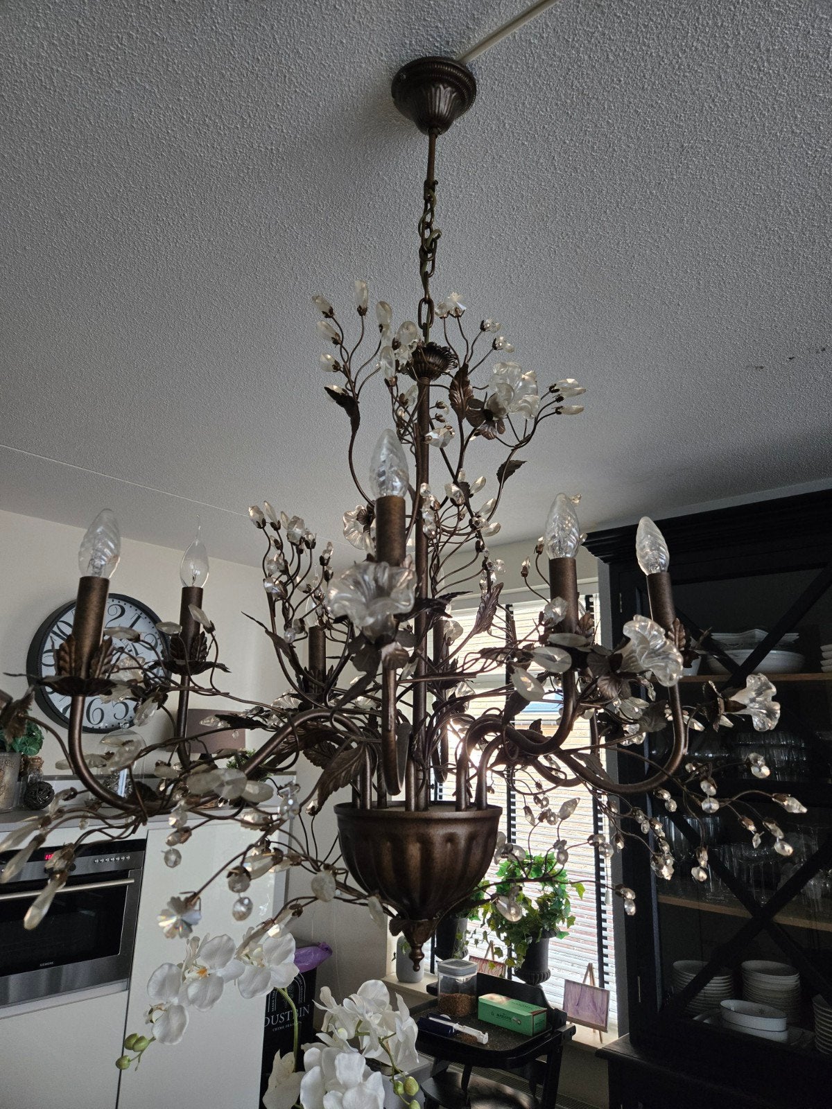 Prachtige Kroonluchter met Bloem- en Kristaldecoraties, Huis en Inrichting, Lampen | Kroonluchters, Ophalen, E14 (klein), Zo goed als nieuw