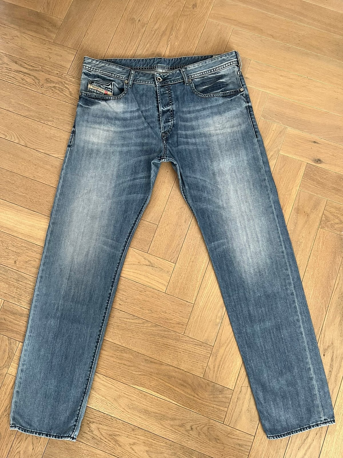 Diesel BUSTER broek jeans W38 L32 Regular Z.G.A.N, Ophalen of Verzenden, Zo goed als nieuw, Overige kleuren, W36 - W38 (confectie 52/54)