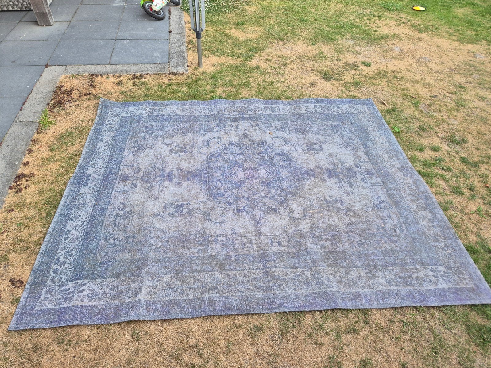 Vloerkleed blauw/grijs, Huis en Inrichting, Stoffering | Tapijten en Kleden, Ophalen, 200 cm of meer, Rechthoekig, Gebruikt