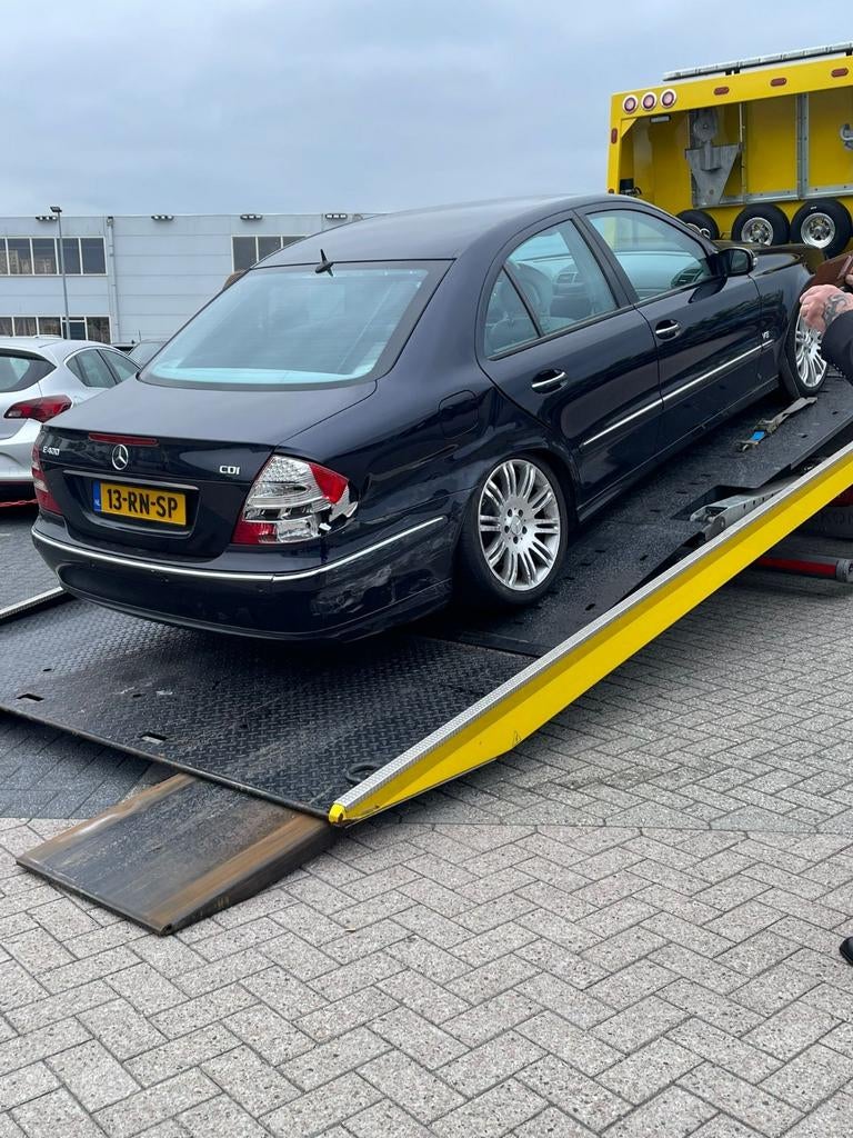 Mercedes-Benz E-klasse E400cdi V8 Schadeauto, Auto diversen, Schadeauto's, Automaat, Zwart, Mercedes-Benz, Diesel