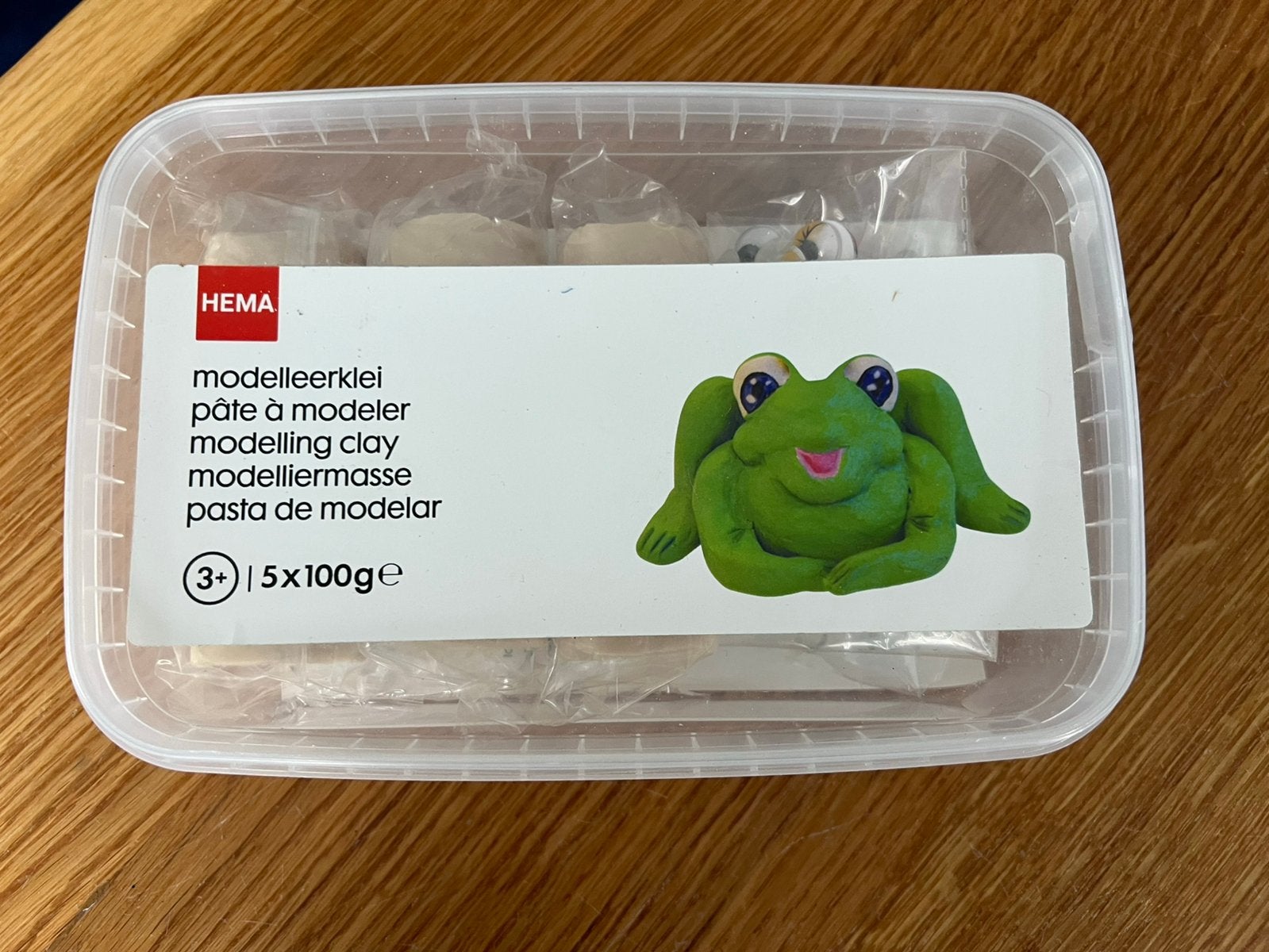 Hema Modelleerklei - Nieuw in verpakking, Ophalen of Verzenden, Nieuw, Knutselwerk