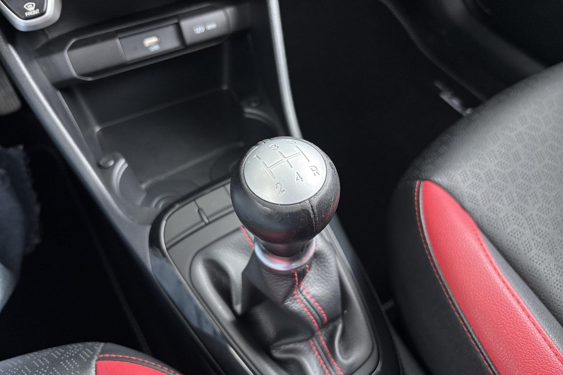 Foto 17 van Kia Picanto 1.0 DPi GT-Line Doorgereden en toch fris in uitr
