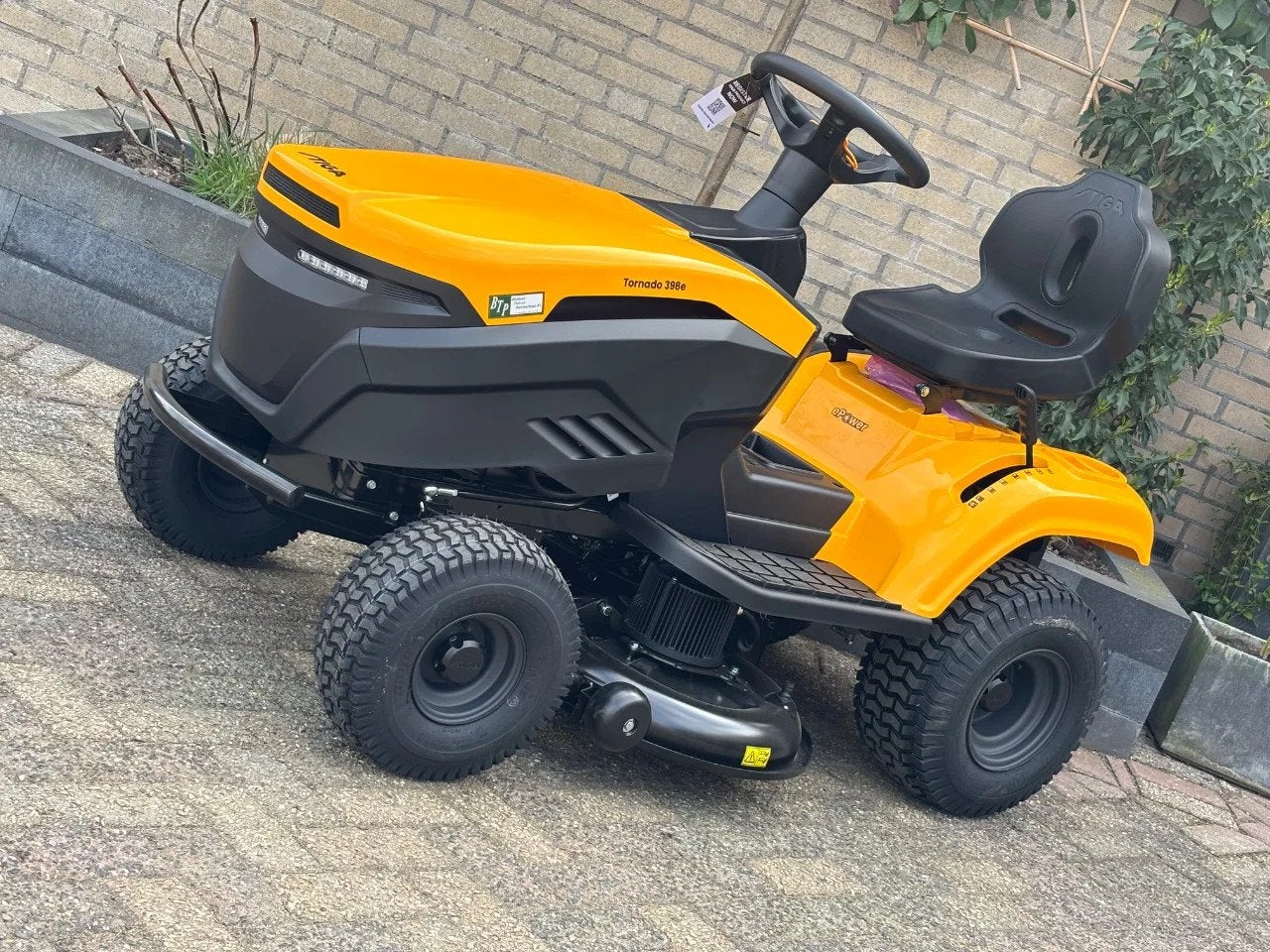 Stiga elektrische accu zitmaaier 398e mulch en zij-uitworp, Nieuw, Stiga