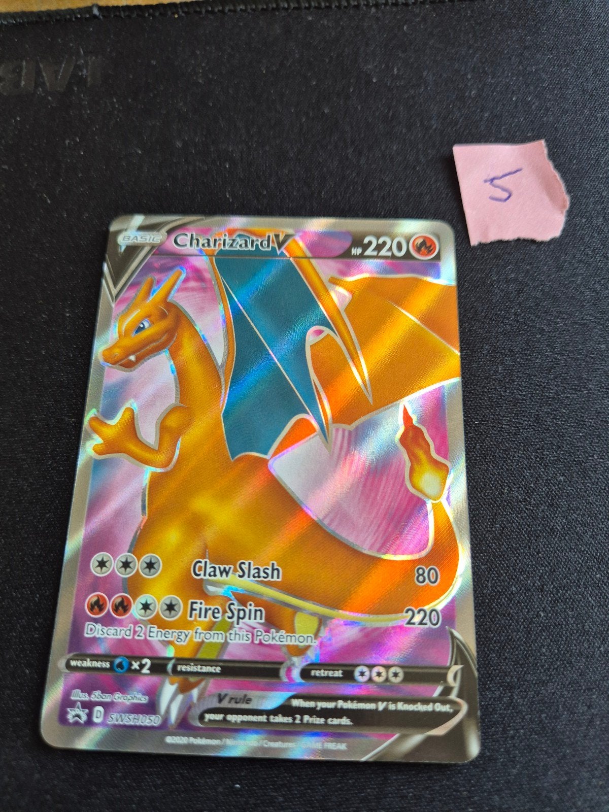 Pokémon Kaart Charizard V SWSH050 - Zo goed als nieuw, Hobby en Vrije tijd, Ophalen of Verzenden, Zo goed als nieuw, Losse kaart