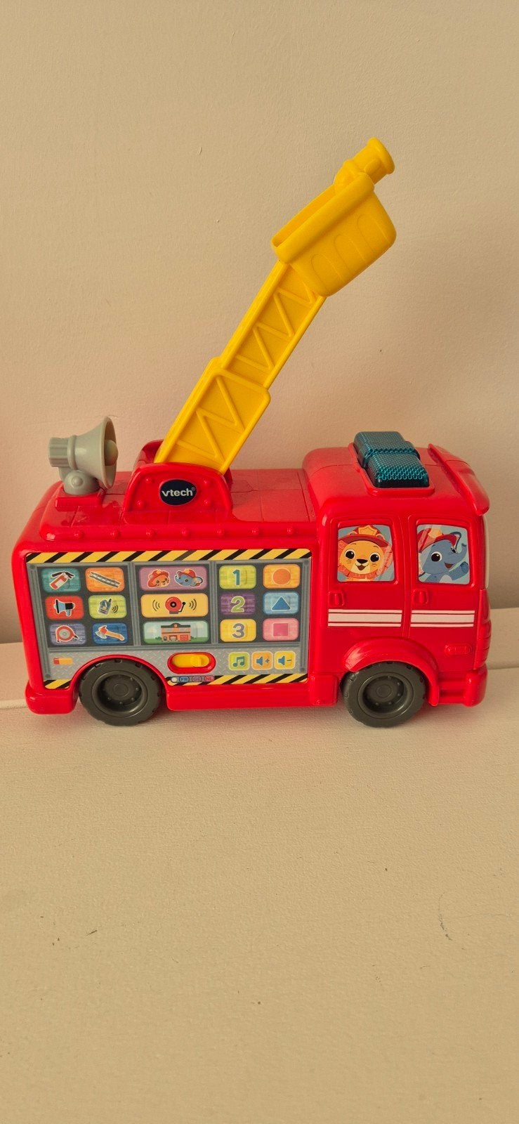 VTech Brandweerauto met Geluid en Licht, Ophalen, Gebruikt, 6 maanden tot 2 jaar