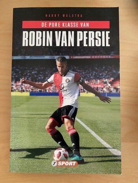 Feyenoord | De pure klasse van Robin van Persie, Nieuw, Ophalen of Verzenden, Balsport, Harry Walstra
