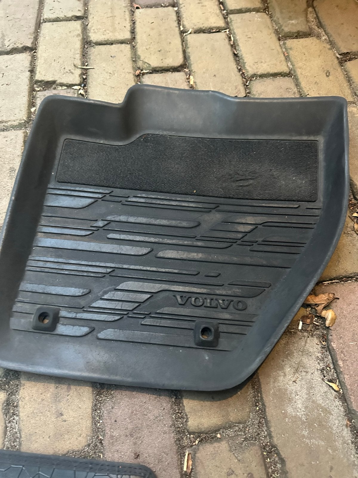 Volvo V40 rubberen matten set (voor en) + kofferbakma, Ophalen of Verzenden, Gebruikt