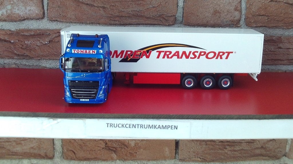WSI  Volvo  FH5  Globetrotter  van  Tomren., Ophalen of Verzenden, Nieuw, Bus of Vrachtwagen, Wsi