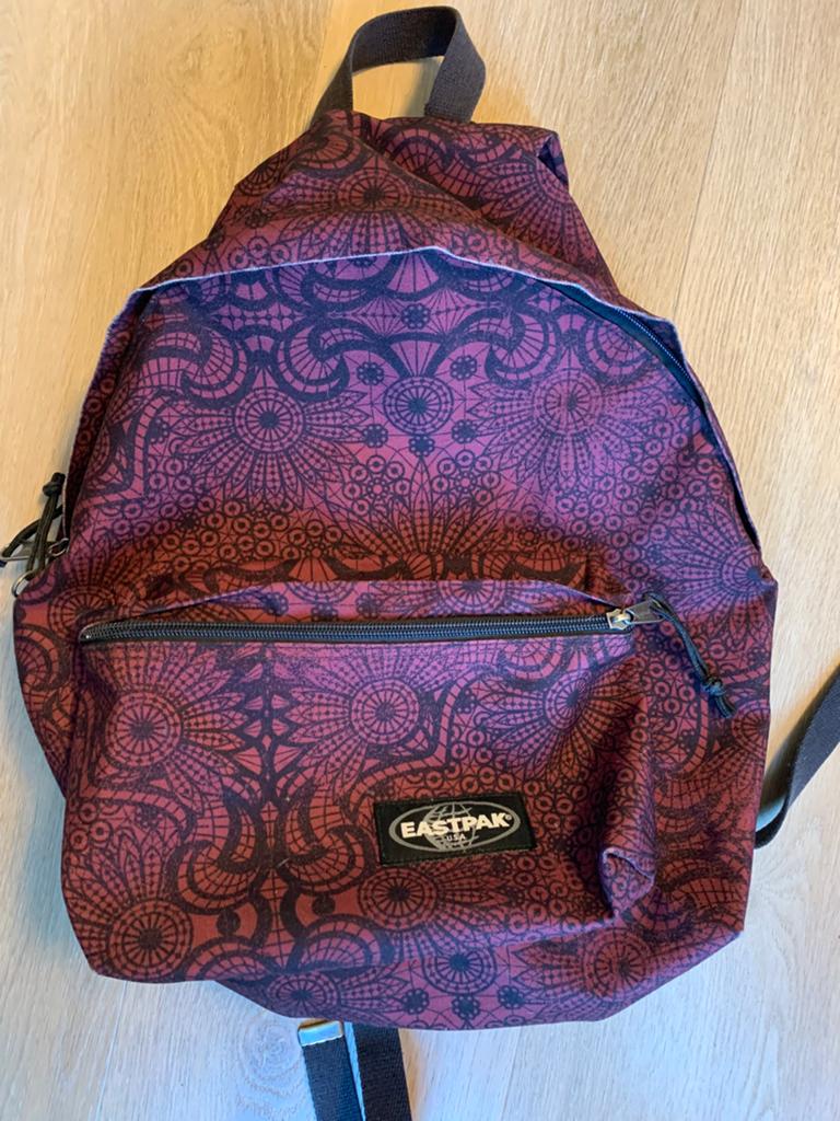 Eastpak padded pack’r donkerrood, Rugtas, 40 tot 50 cm, Ophalen of Verzenden, Gebruikt