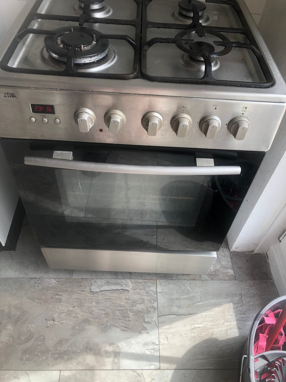 Gasfornuis tekoop, Zo goed als nieuw, Gas, Vrijstaand, 85 tot 90 cm