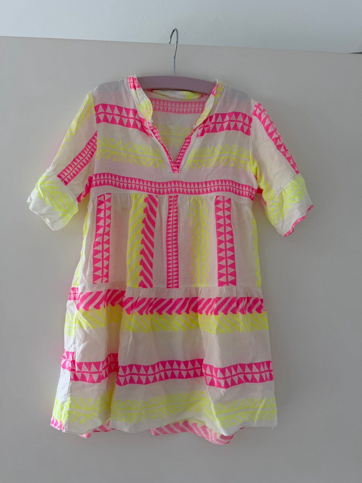 Zomerse neon jurk met vrolijke print, Meerkleurig, Ophalen of Verzenden, Zo goed als nieuw, Maat 34 (XS) of kleiner