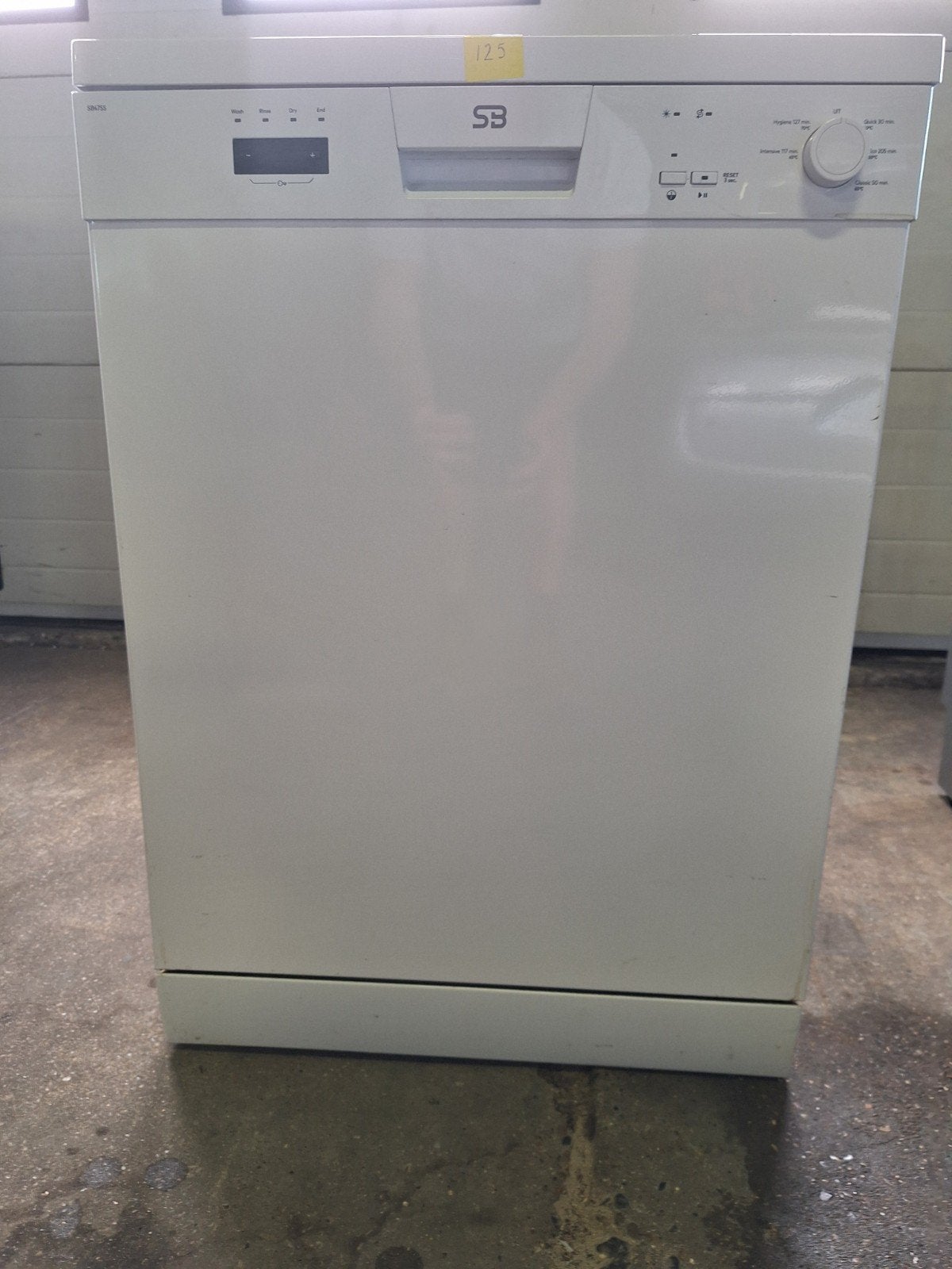 Keurig nette SB vaatwasser, 2 jaar oud, Energieklasse E, Witgoed en Apparatuur, Ophalen, Heescheweg 17, 5388RG Nistelrode, The Netherlands