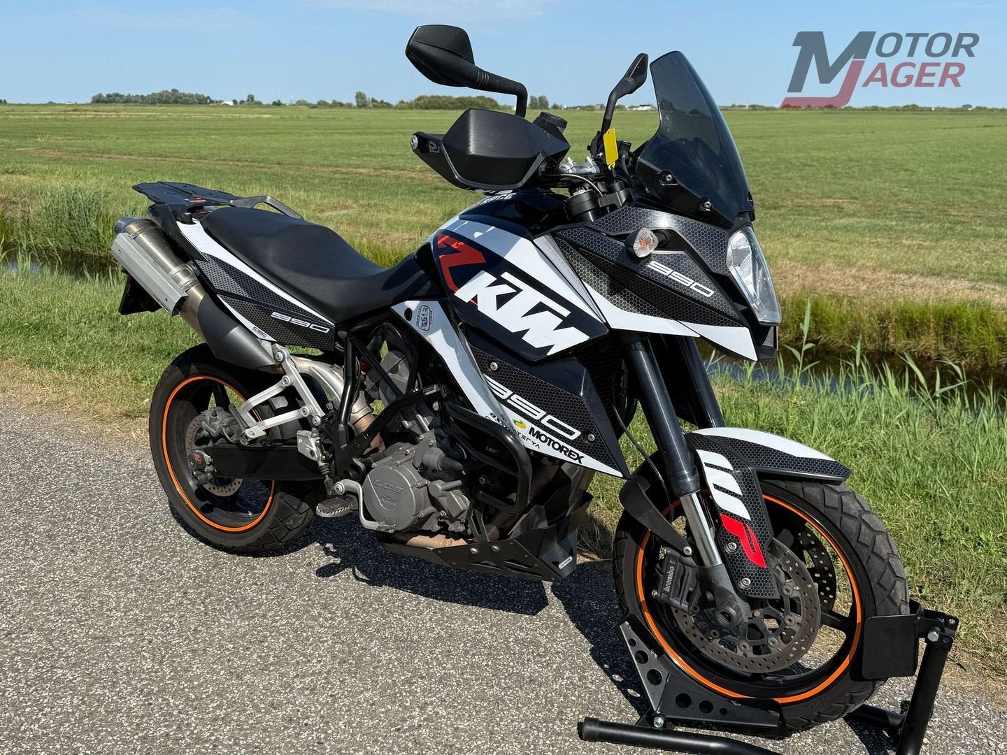 KTM 990 SUPERMOTO T ( 950 990 R duke ), 2 cilinders, Motorrijbewijs A, Bedrijf, Meer dan 35 kW