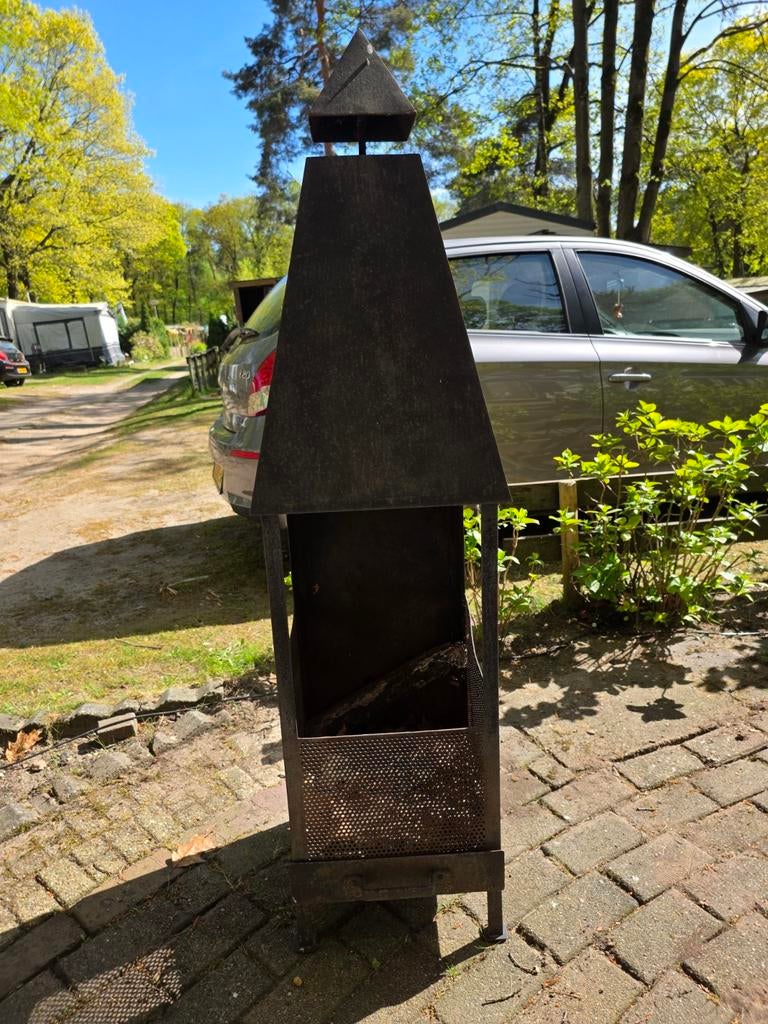 Sfeervolle Piramide Tuinhaard - Robuust Metaal, Ophalen of Verzenden, Gebruikt