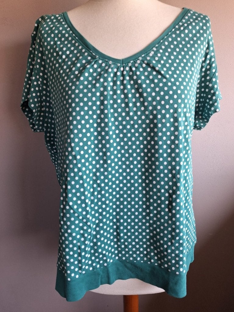 Nieuwe groene stretch top witte stippen van Bonprix, 48/50, Bonprix, Maat 46/48 (XL) of groter, Nieuw, Ophalen of Verzenden