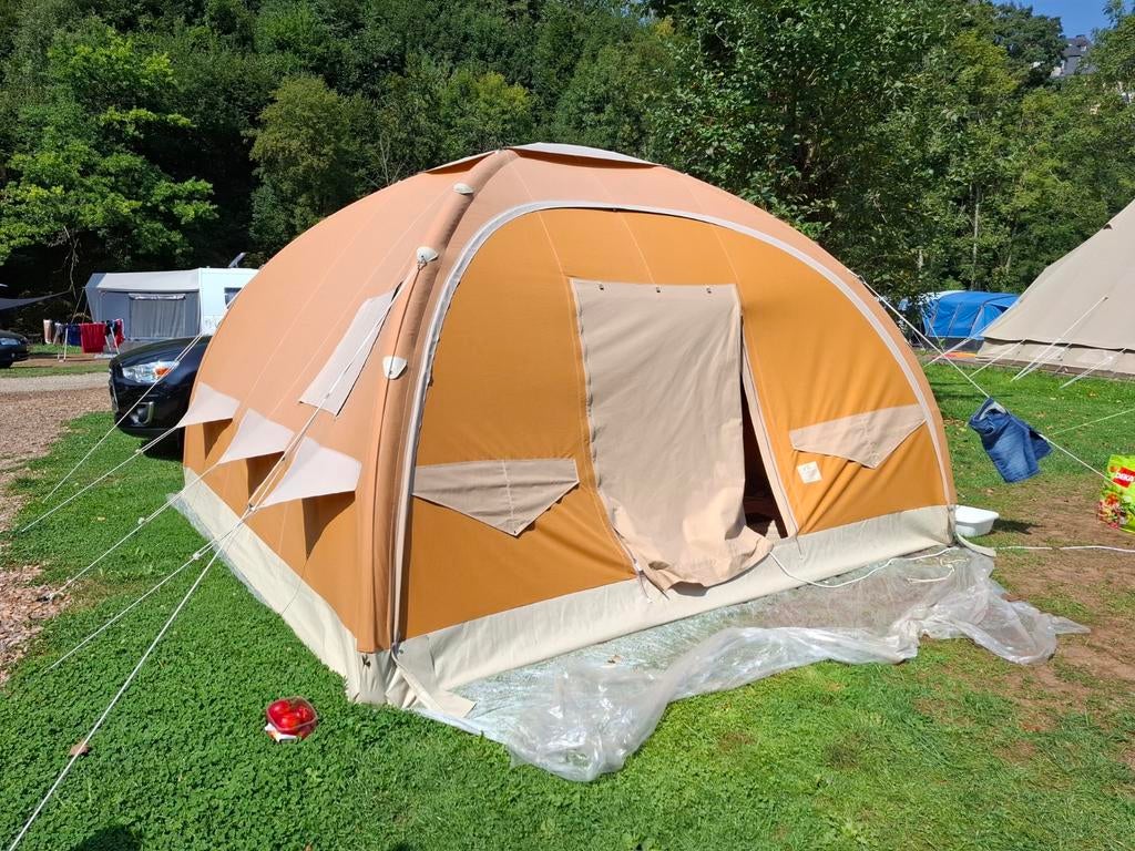 Karsten tent 4x4 mtr. met onderzeil en afsluitbare voortent, Caravans en Kamperen, Tenten, Ophalen of Verzenden