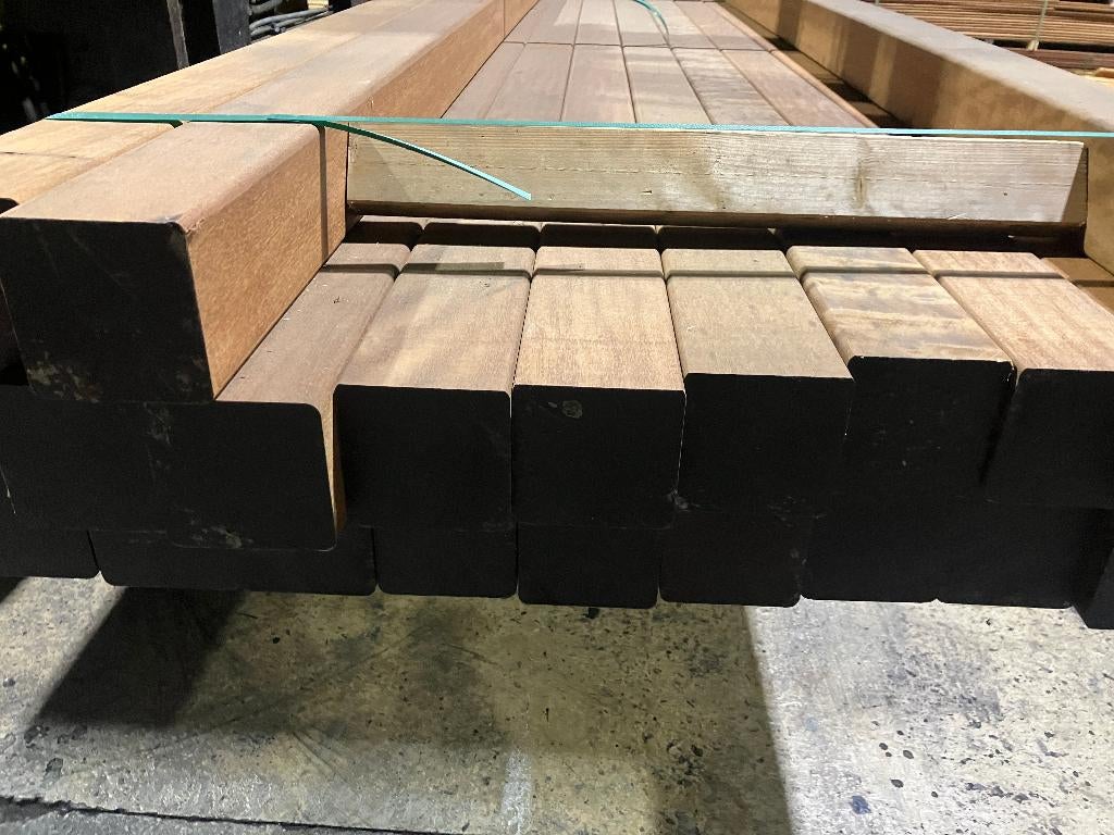 Hardhout–Louro Itauba–palen–staanders-liggers-regels-100x100, Ophalen, Palen, Nieuw, Hardhout