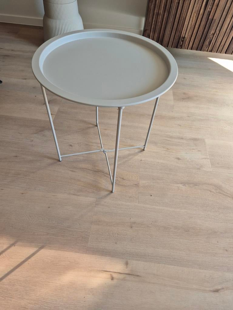 Bijzettafel 2 stuks kleur beige van jysk., 45 tot 60 cm, Minder dan 55 cm, Rond, Ophalen of Verzenden