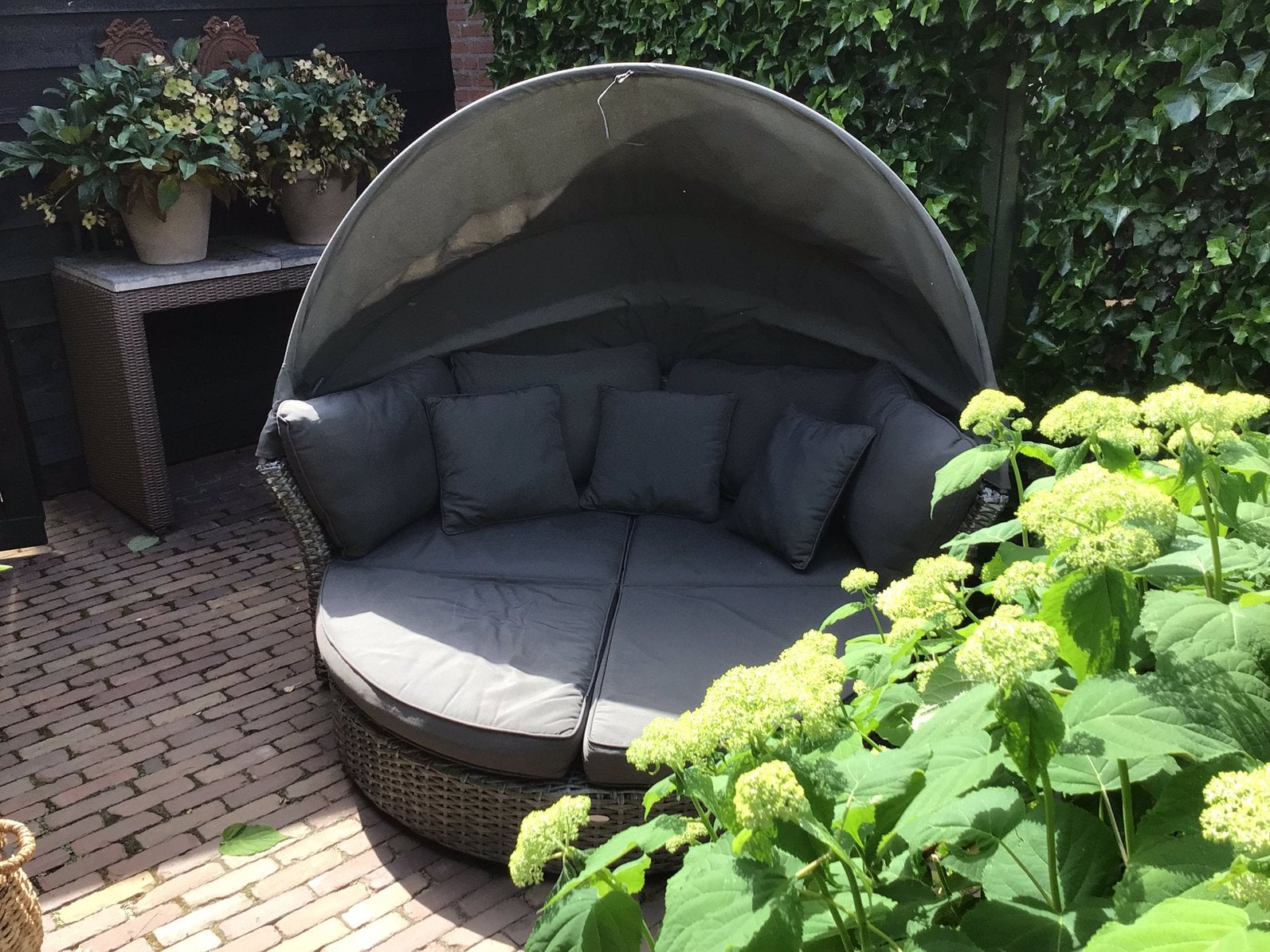 Te koop aangeboden: Prachtig Zonne/ lounge bank., Tuin en Terras, Tuinsets en Loungesets, Zo goed als nieuw, Loungeset, Wicker