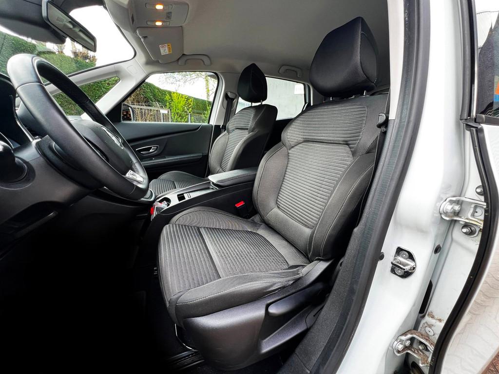 Renault SCENIC 1.3 TCe Limited Carplay_Navi_Cruise_Airco_PDC, Euro 6, 4 cilinders, Wit, Bedrijf