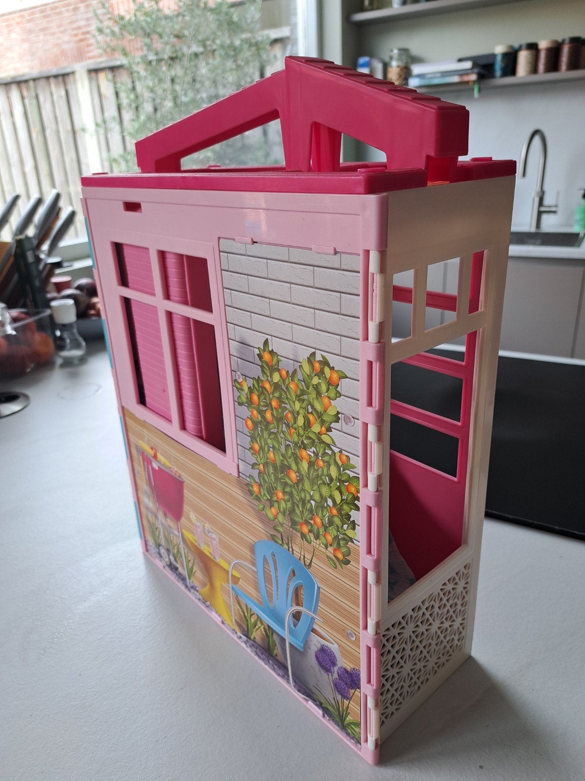 Barbiehuis + hok dieren Barbie, Kinderen en Baby's, Speelgoed | Poppenhuizen, Ophalen, Gebruikt, Poppenhuis