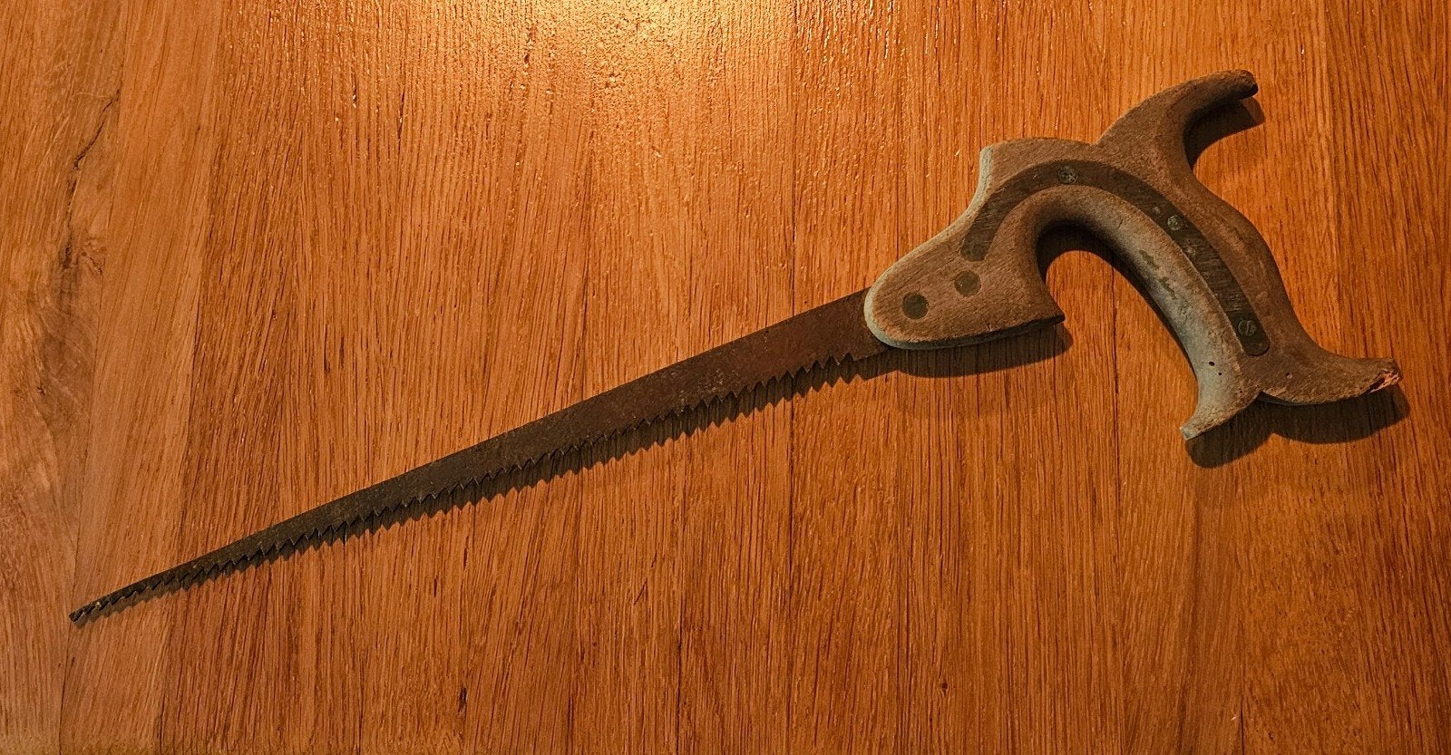 Oude handzaag met houten handvat, Ophalen of Verzenden, Gebruikt, Zaag, Overige merken