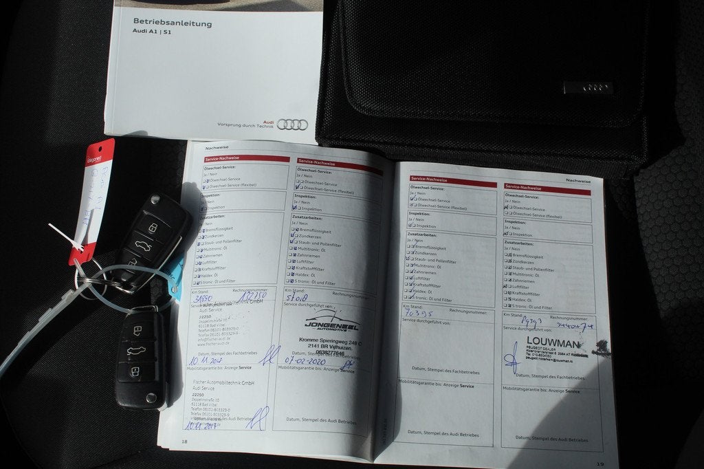 Audi A1 Sportback 1.0 TFSI S-Line Stoelverwarming/Climate co, Auto's, Audi, Voorwielaandrijving, 12 maanden, Stof, 4 stoelen
