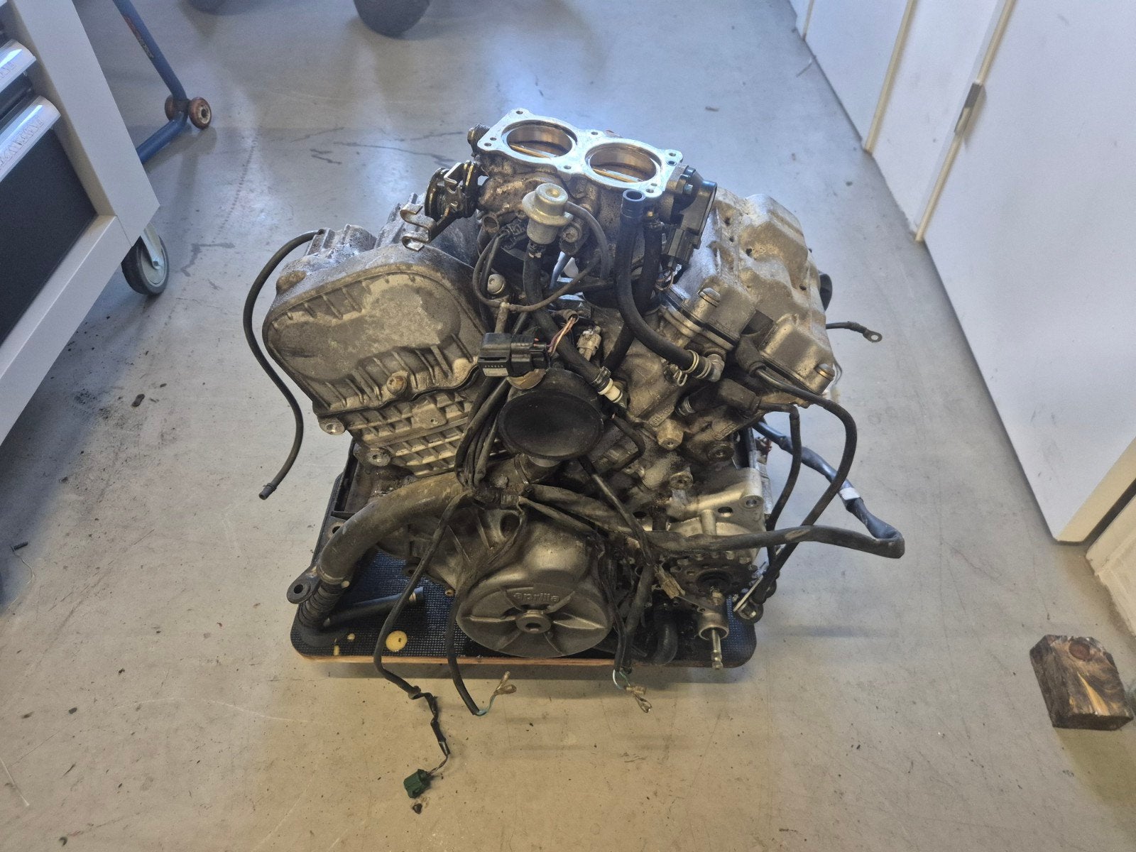 Motorblok V990RP [44.321km] Aprilia RSV Mille 1998-2003, Ophalen of Verzenden, Aprilia / Rotax, -, -