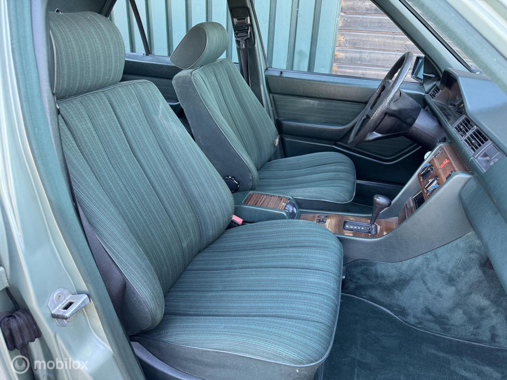 Mercedes-Benz W124 250 D Automaat ABS Schuifdak, foto 8