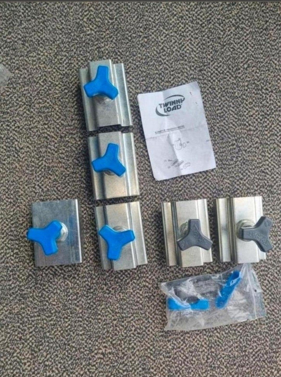 Twinnyload onderdelen klemstuk crank
3xVerhoogd klemstuk (3€, Ophalen of Verzenden, Fietsendrager-accessoire