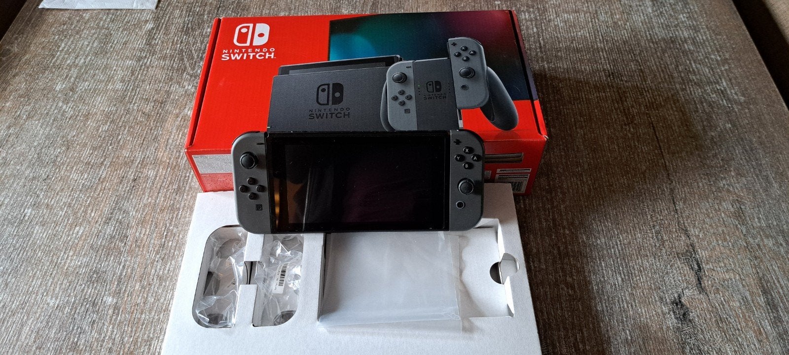 Nintendo Switch Grijs - Compleet in doos, Spelcomputers en Games, Spelcomputers | Nintendo Switch, Ophalen, Zo goed als nieuw