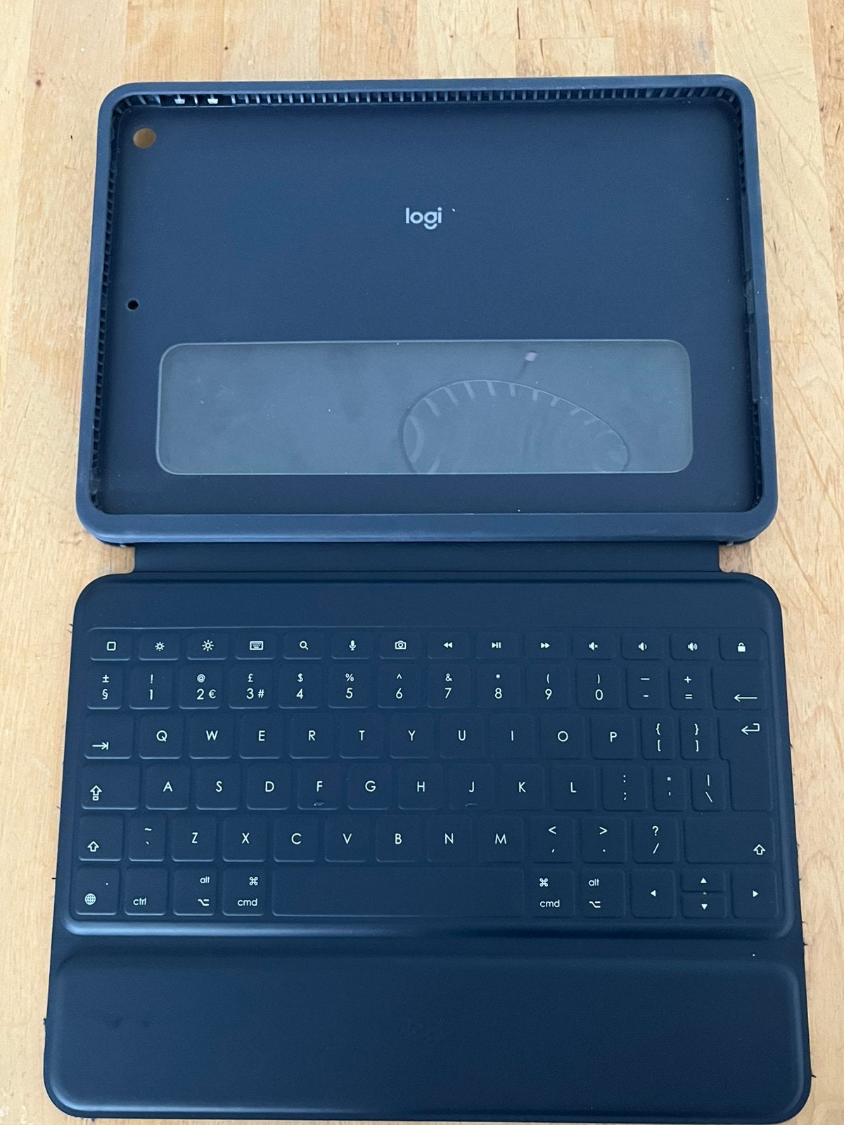 Logitech Rugged Combo 4 toetsenbordhoes iPad 9e generatie, Ophalen of Verzenden, Zo goed als nieuw, 10 inch, Bescherming voorkant