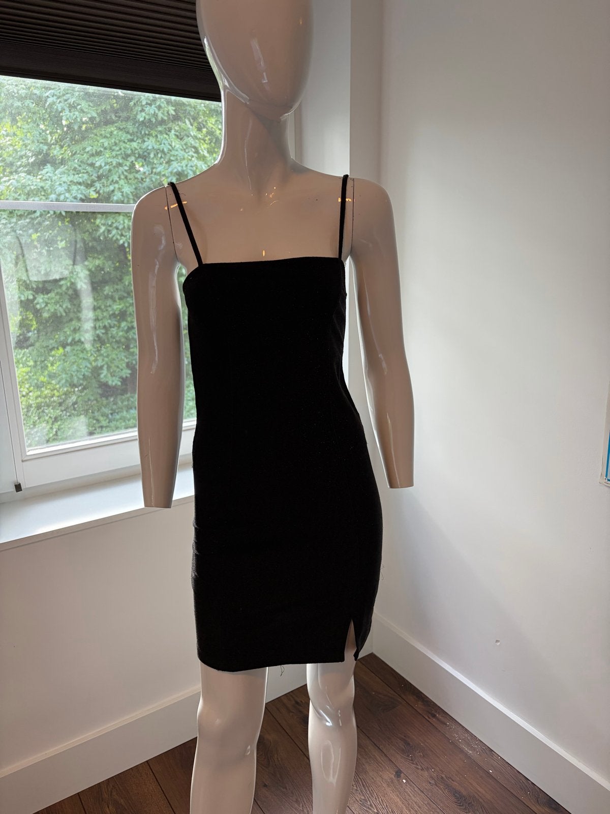 Zwart glitter mini jurkje met spaghettibandjes, Kleding | Dames, Ophalen, Zwart, Zo goed als nieuw, Maat 36 (S)