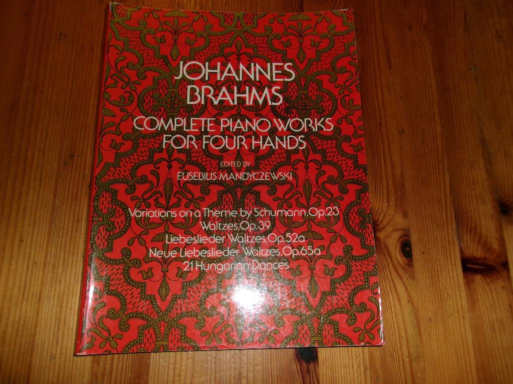 J. Brahms - Complete Piano Works for four hands, Klassiek, Ophalen of Verzenden, Zo goed als nieuw, Artiest of Componist