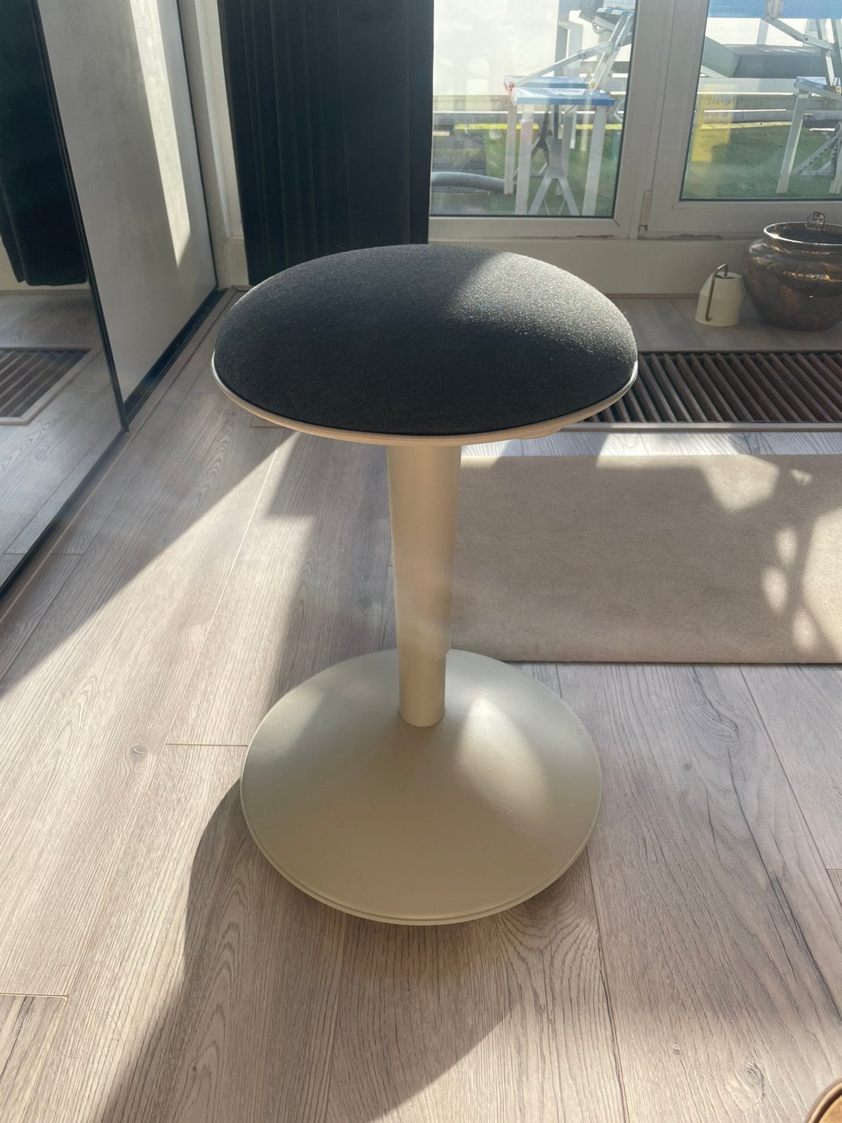 IKEA NILSERIK actieve kruk, Ophalen, Gebruikt, Hout