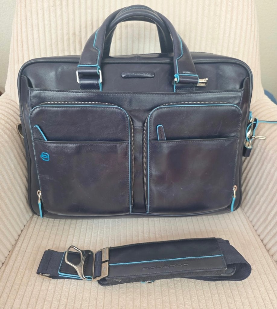 Piquadro laptop bag / tas 15” Blue square blue #5, Computers en Software, 15 inch, Aktetas, Ophalen of Verzenden, Zo goed als nieuw