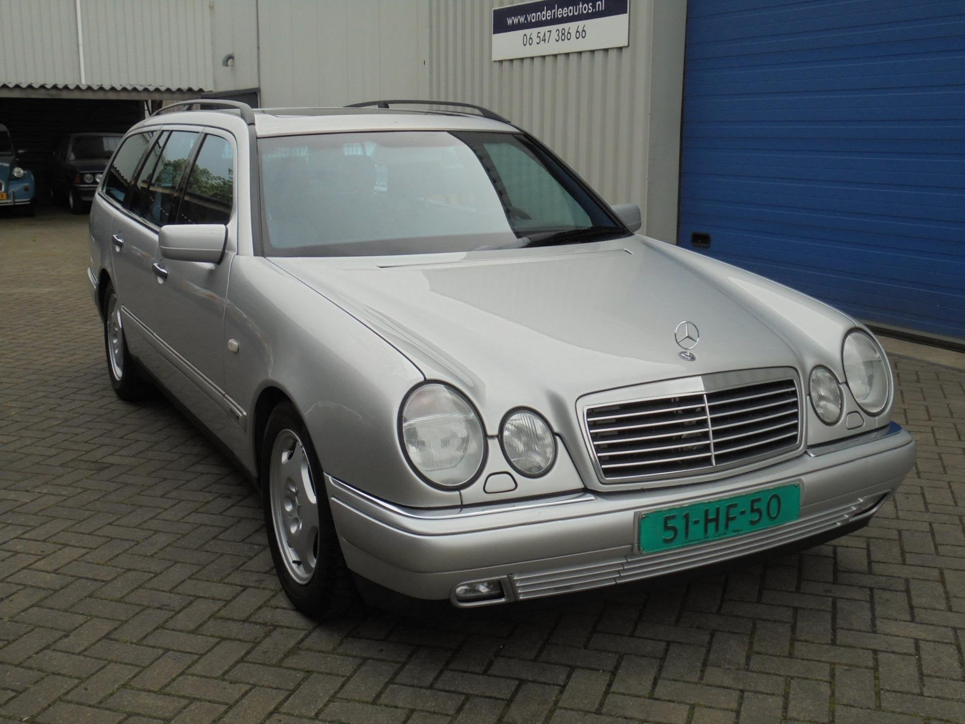 Mercedes-Benz E-klasse Combi 320 Avantgarde Japan 111248 km, foto 3