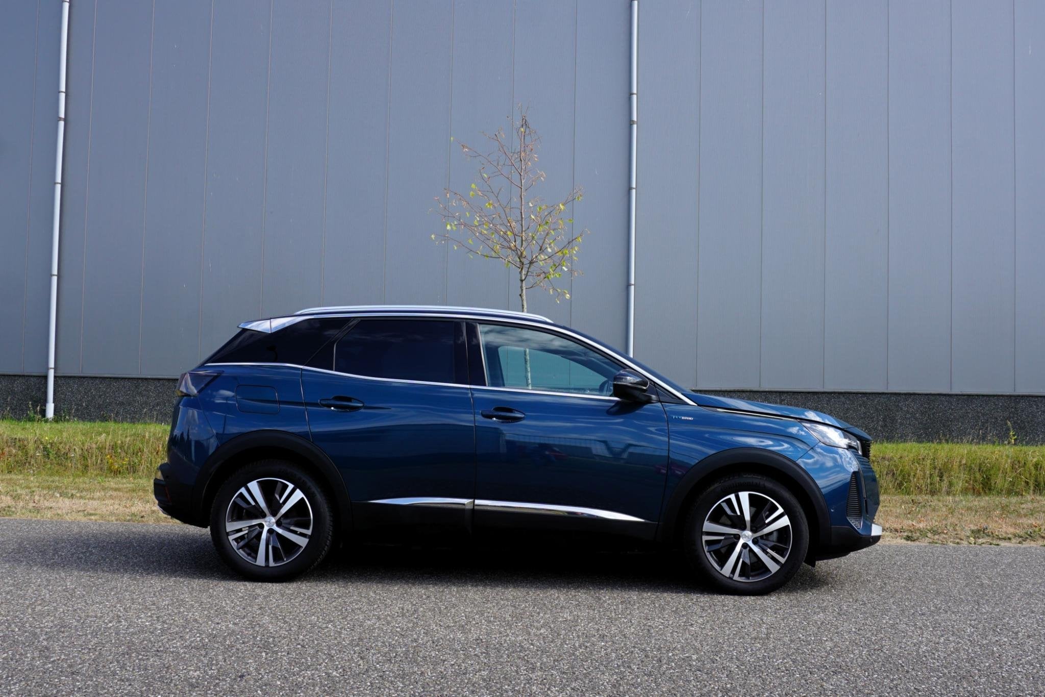 Peugeot 3008 1.6 HYbrid 225 GT |Camera |Adaptive Cruise |Nav, Auto's, Automatische klimaatregeling, Gebruikt, Euro 6, 4 cilinders
