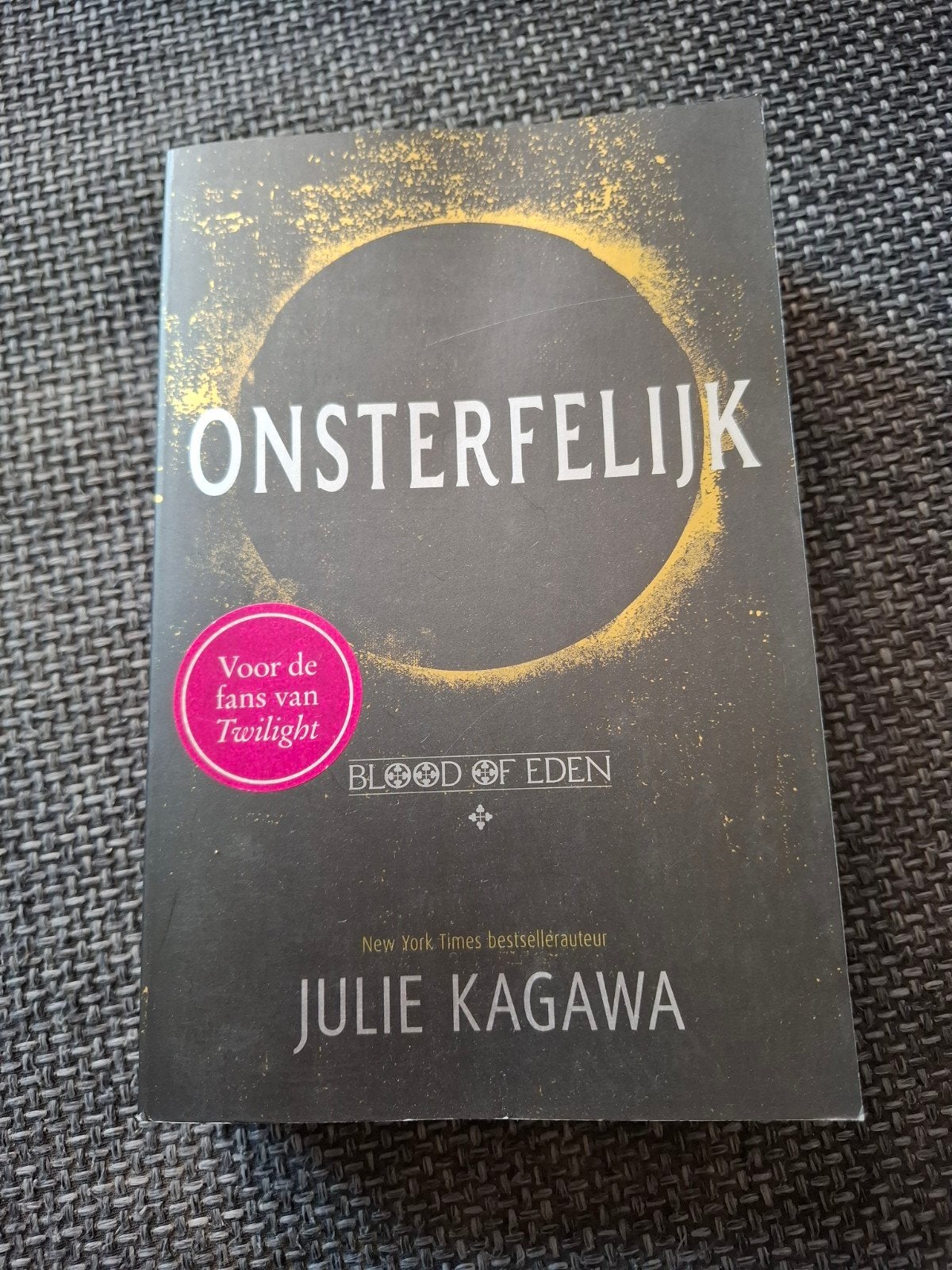 Onsterfelijk van Julie Kagawa, Boeken, Ophalen of Verzenden, Zo goed als nieuw, Julie Kagawa