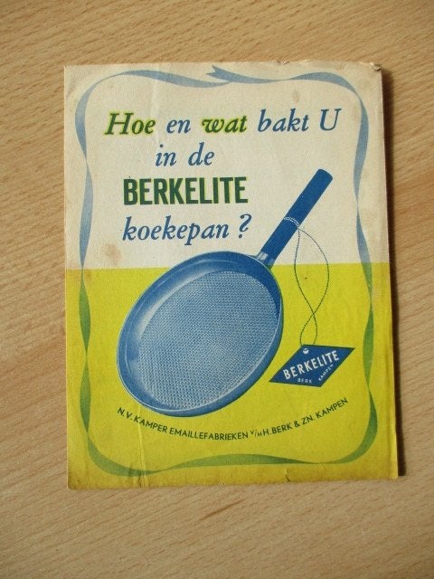 Berkelite folder Hoe en wat bakt u in de B koekepan oud!, Ophalen of Verzenden, Gelezen