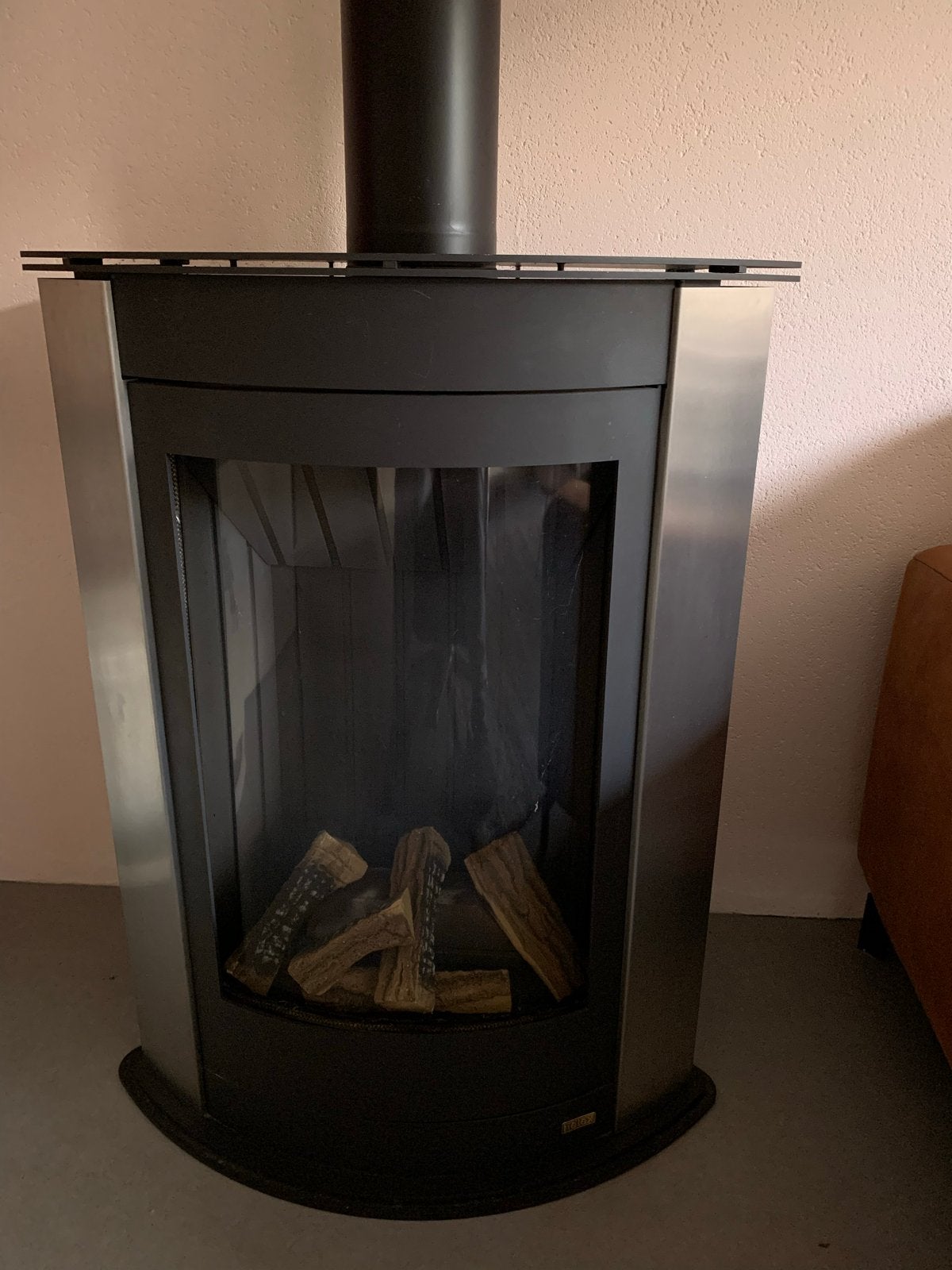 Helex Gaskachel met afstandsbediening, Huis en Inrichting, Ophalen, Gebruikt, Vrijstaande haard, Gashaard
