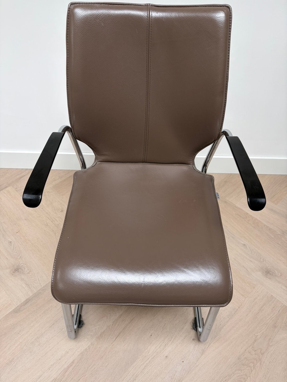 Eetkamerstoelen- Bree’s new world- 6 stuks, Ophalen, Gebruikt, Leer, Bruin