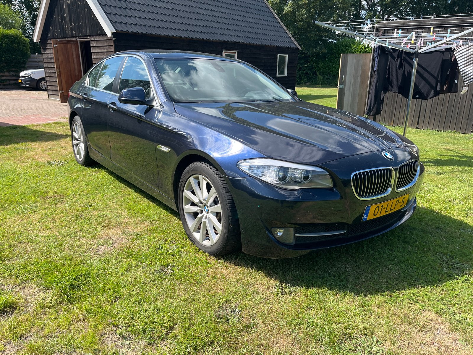 BMW 5-Serie 3.0 I 523 2010 Blauw, Auto's, BMW, 13 km/l, Zwart, Blauw, 2996 cc