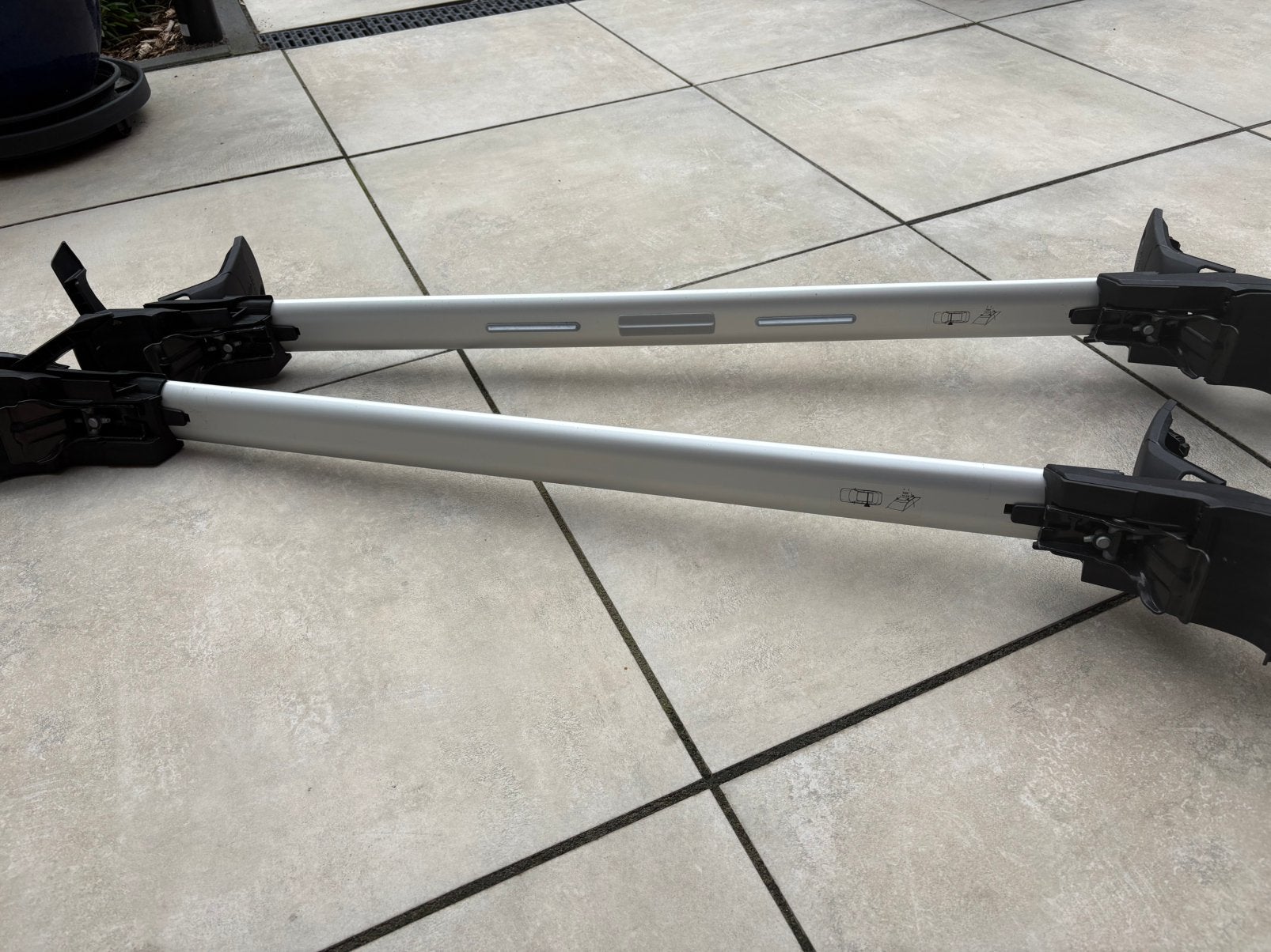Citroen C5 Aircross origineel dakdragers gelijk  Thule edge, Auto diversen, Dakdragers, Ophalen of Verzenden, Zo goed als nieuw