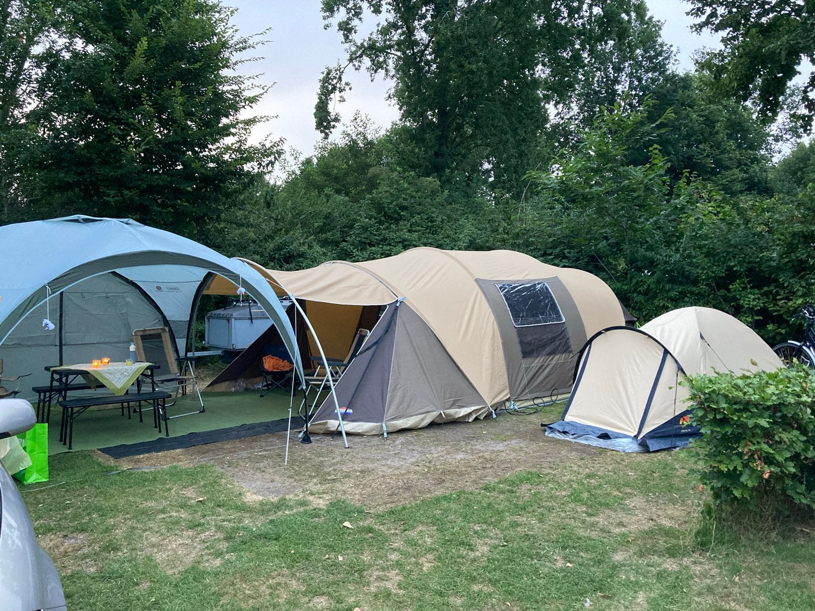 Cabanon Biscaya 4 persoons tunneltent - Compleet, Caravans en Kamperen, Tenten, Ophalen, Gebruikt, Tot en met 4