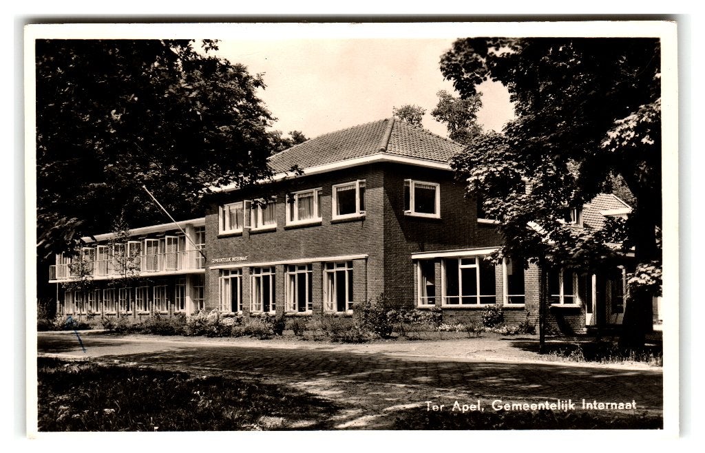 Ter Apel, Gemeentelijk Internaat, Verzamelen, Ophalen of Verzenden, 1940 tot 1960, Gelopen, Groningen